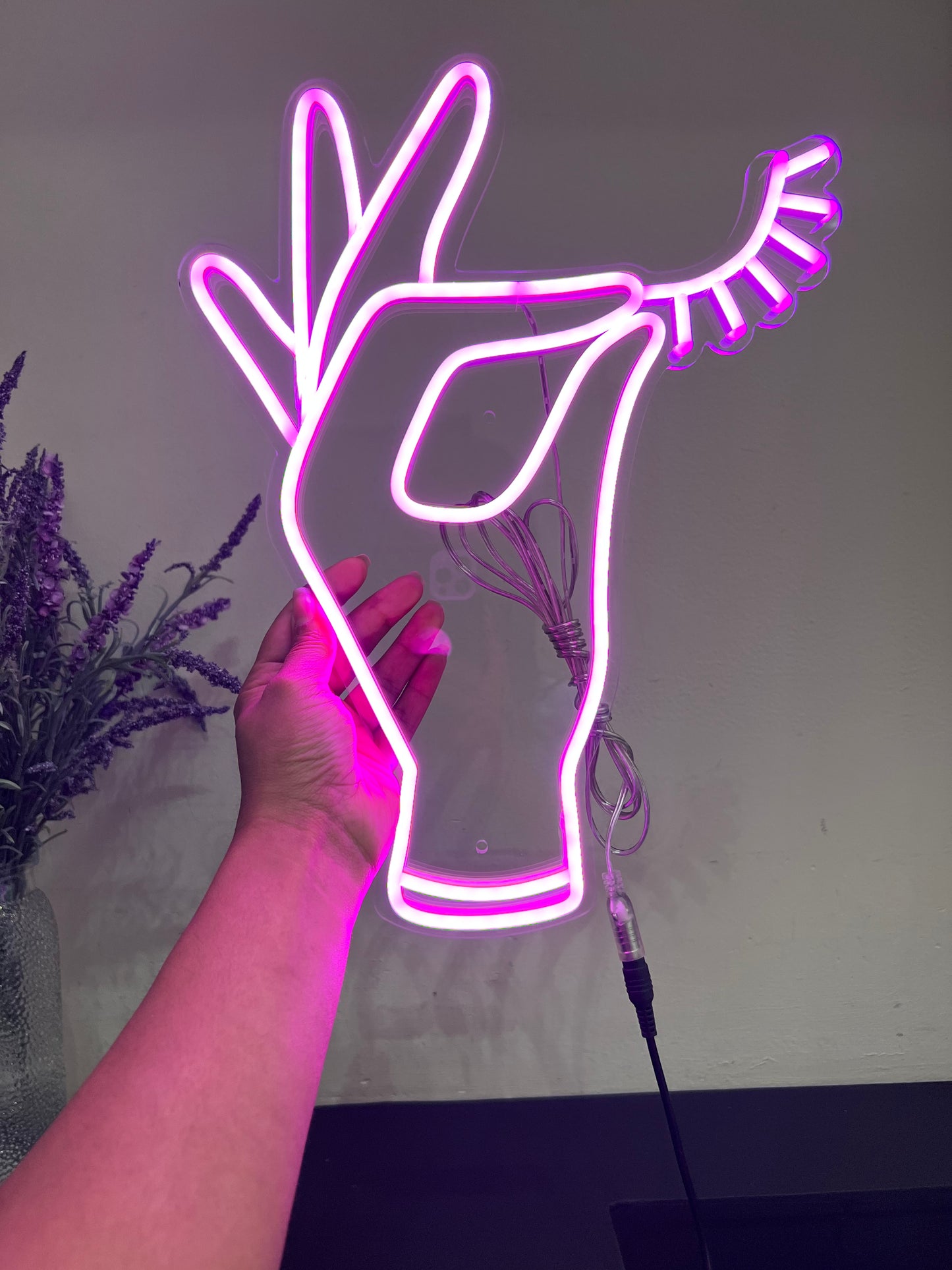 Hand Lash Neon Sign