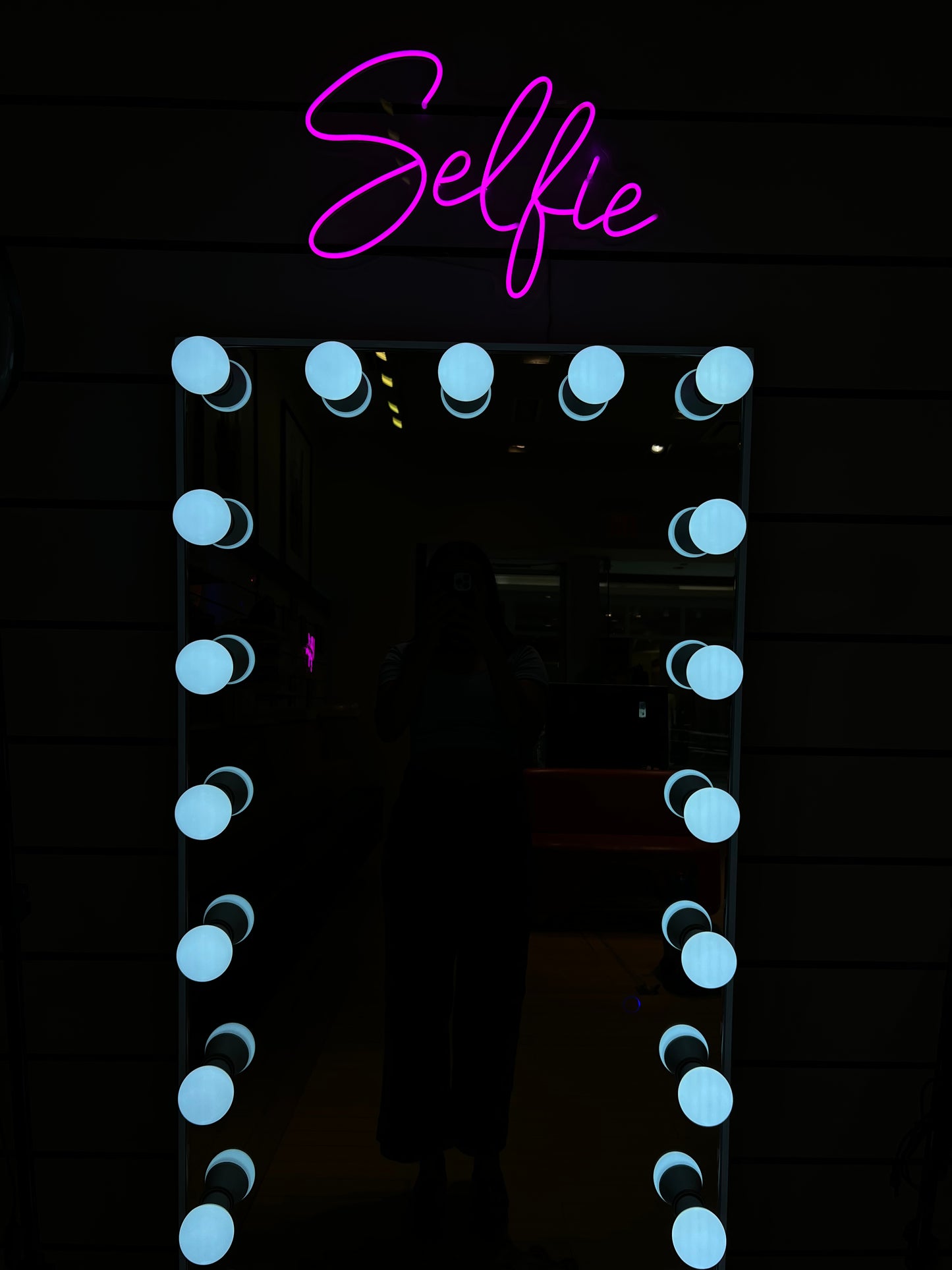 Selfie Neon Sign